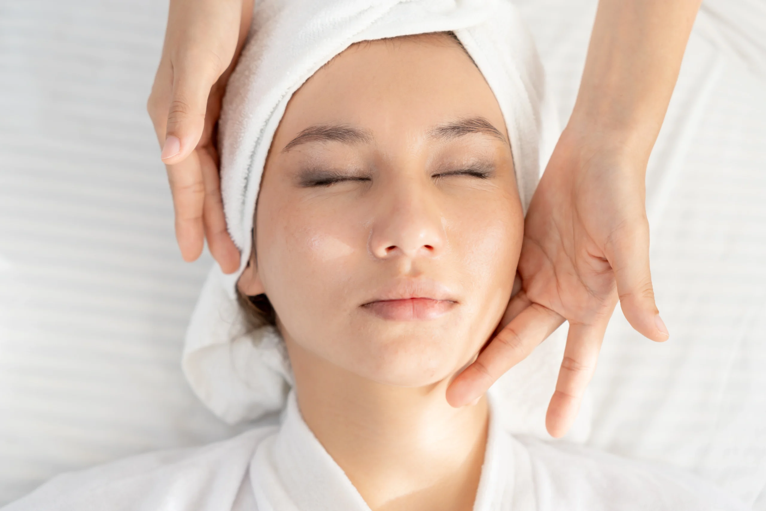 Facial treatment in Lakewood, CO.